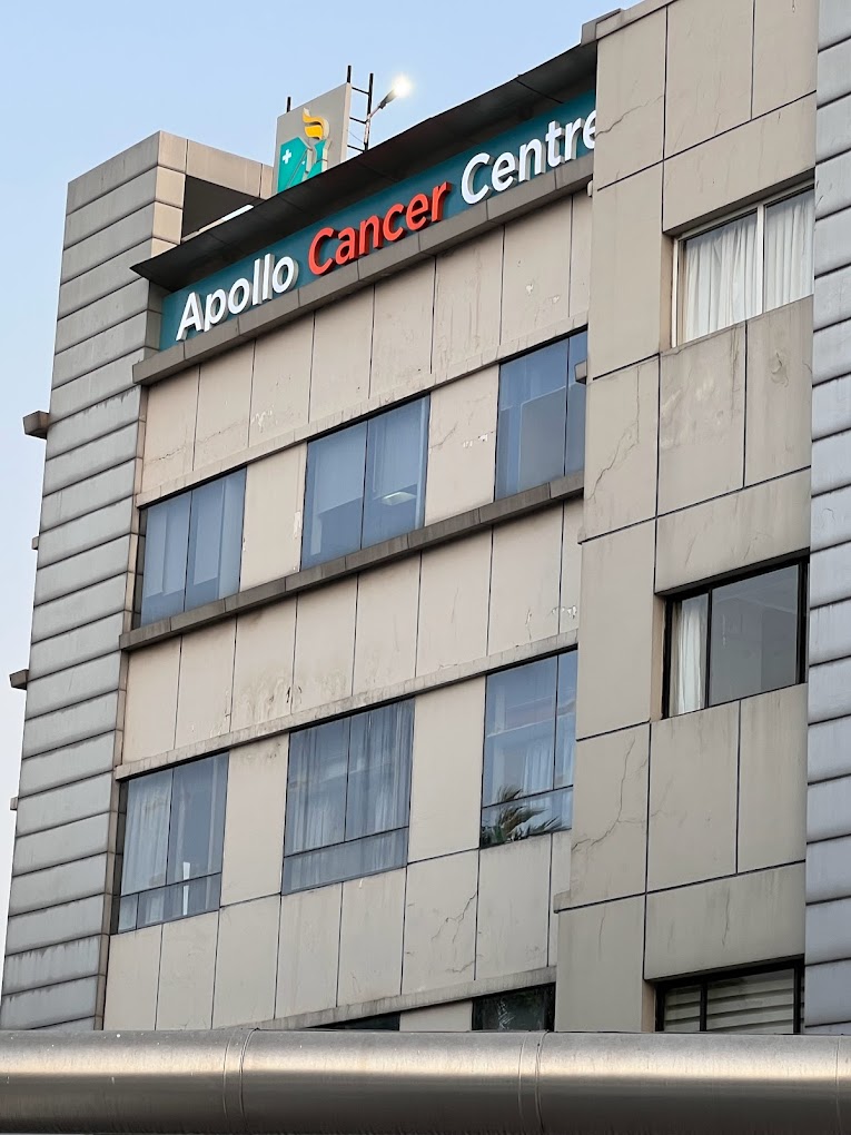 apollo-cancer-centre.jpg